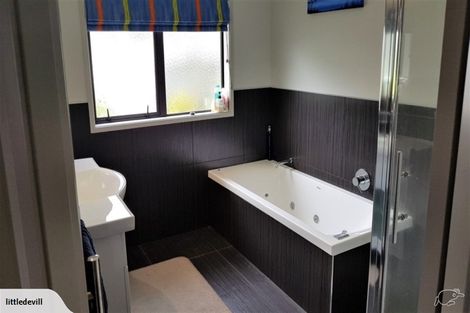 Photo of property in 75 Waterside Drive, Pyes Pa, Tauranga, 3112