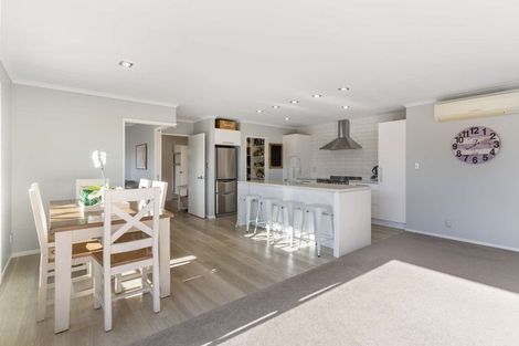 Photo of property in 17 Eyrewell Road, Pegasus, 7612