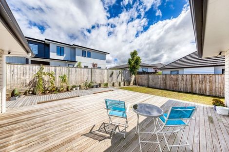 Photo of property in 81 Colonial Drive, Silverdale, 0932