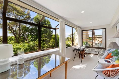 Photo of property in 14 Glenelg Road, Red Beach, 0932