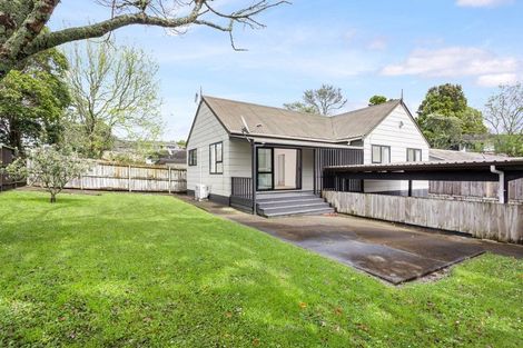 Photo of property in 2 Glucina Place, Glen Eden, Auckland, 0602