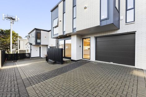 Photo of property in 125 Ridge Road, Howick, Auckland, 2014