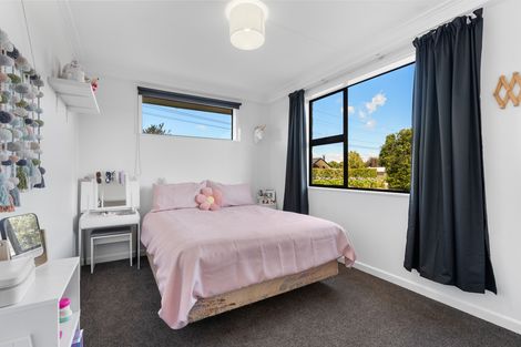 Photo of property in 20 Lynas Street, Outram, 9019