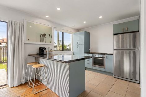 Photo of property in 109 Winifred Avenue, Whangamata, 3620