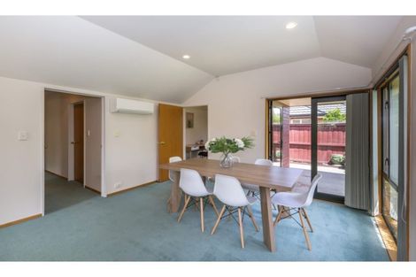Photo of property in 6 Oakview Lane, Cashmere, Christchurch, 8022