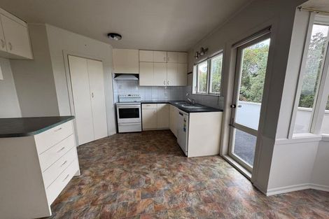 Photo of property in 5 Barker Rise, Northcross, Auckland, 0632