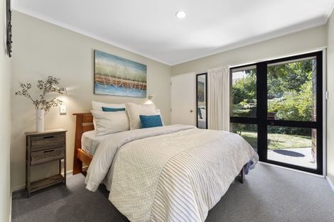 Photo of property in 16 Fraser Court, Roslyn, Palmerston North, 4414