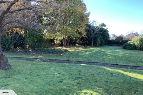 Photo of property in 7 Garreg Road, Fendalton, Christchurch, 8052