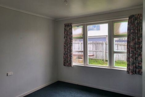 Photo of property in 25 James Tyler Crescent, Lynfield, Auckland, 1042