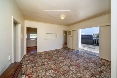 Photo of property in 371 Waihi Road, Normanby, Hawera, 4614