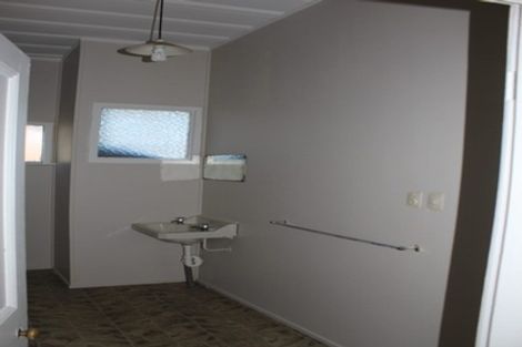 Photo of property in 7 Coles Crescent, Papakura, 2110