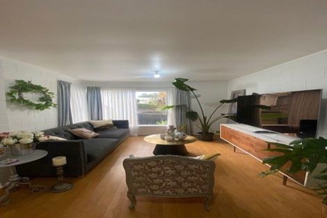 Photo of property in 1/106 Monarch Avenue, Hillcrest, Auckland, 0627