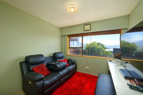 Photo of property in 72 Churchill Street, Kaikoura, 7300