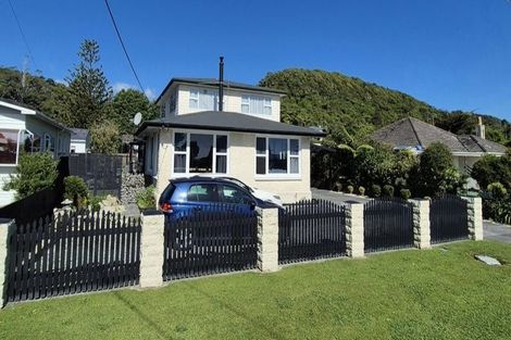 Photo of property in 111 Main South Road, Karoro, Greymouth, 7805