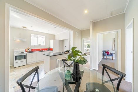 Photo of property in 6 Bristol Street, Trentham, Upper Hutt, 5018