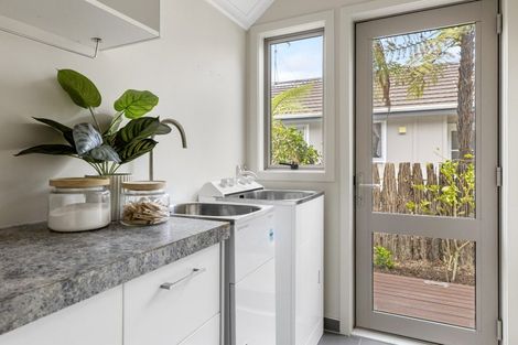 Photo of property in 2/745 Acacia Bay Road, Acacia Bay, Taupo, 3330