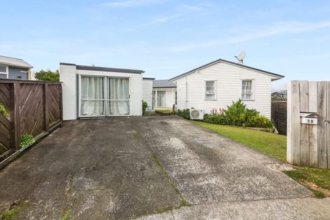 Photo of property in 18 Excellency Terrace, Ascot Park, Porirua, 5024