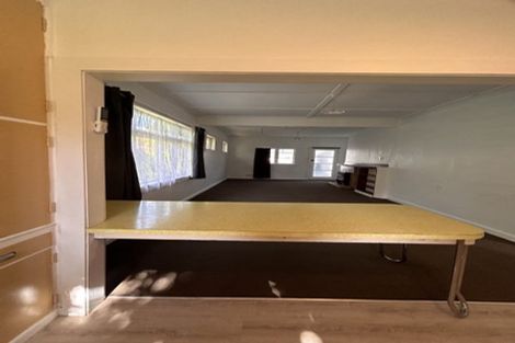 Photo of property in 2 Cambridge Street, Gonville, Whanganui, 4501