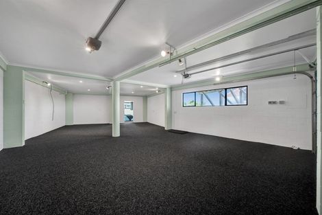 Photo of property in 13 Virginia Place, Whalers Gate, New Plymouth, 4310