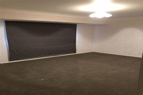 Photo of property in 40 Tralee Terrace, Dannemora, Auckland, 2016