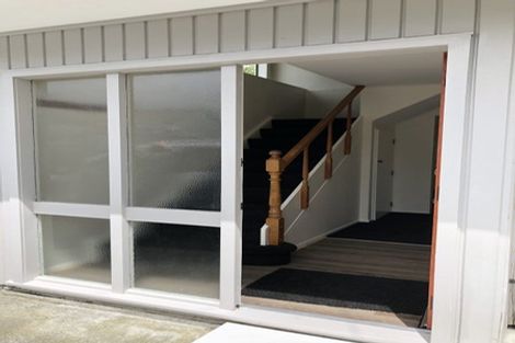 Photo of property in 15a Craddock Street, Waterloo, Lower Hutt, 5011