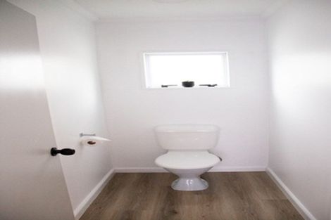 Photo of property in 390 Linwood Avenue, Bromley, Christchurch, 8062