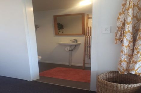 Photo of property in 36 Taipari Avenue, Raglan, 3225