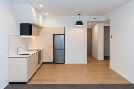 Photo of property in 2/34 Cranmer Square, Christchurch Central, Christchurch, 8013