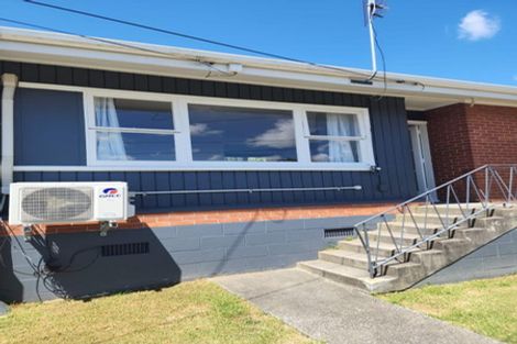 Photo of property in 79 Royal View Road, Te Atatu South, Auckland, 0610