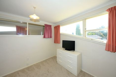 Photo of property in 25 Oakfield Street, Burnside, Christchurch, 8053