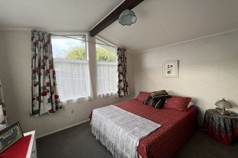 Photo of property in 38 Clifton Drive, Waitara, 4320