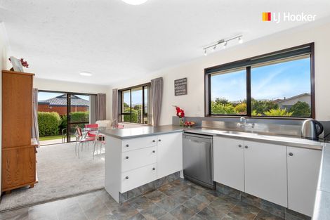 Photo of property in 14 Maple Grove, Mosgiel, 9024