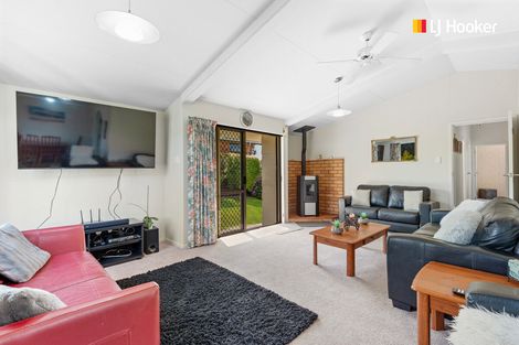 Photo of property in 29 Estuary Crescent, Fairfield, Dunedin, 9018