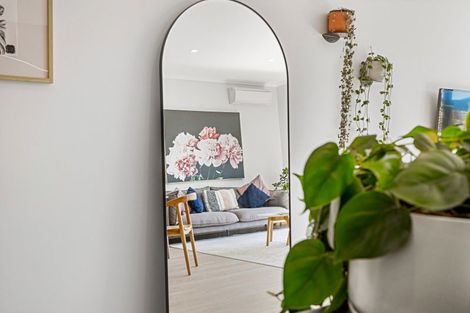 Photo of property in 21 Hudson Bay Road, Hobsonville, Auckland, 0616