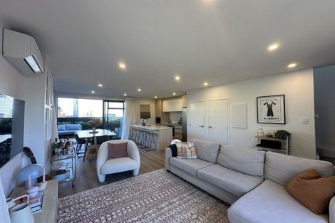 Photo of property in 2/48 Salisbury Road, Birkdale, Auckland, 0626