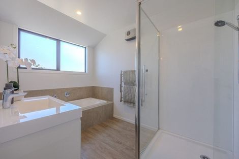 Photo of property in 1 Mallard Street, Albert Town, Wanaka, 9305