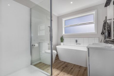 Photo of property in 6 Stunsail Lane, Whitby, Porirua, 5024