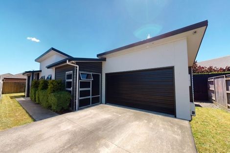 Photo of property in 97b Roberts Line, Kelvin Grove, Palmerston North, 4414
