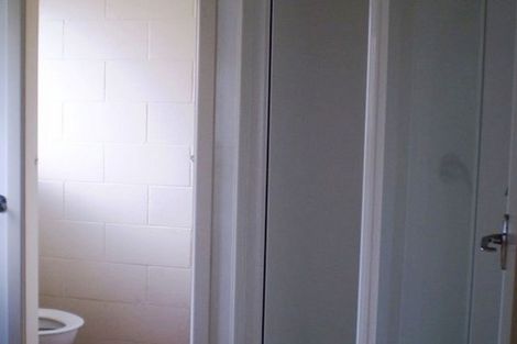 Photo of property in 1/3 Tralee Place, Hillcrest, Hamilton, 3216