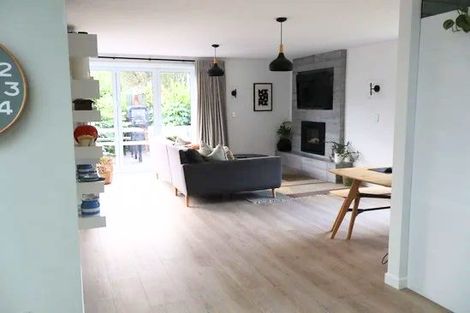 Photo of property in 12 Kukupa Grove, Heretaunga, Upper Hutt, 5018