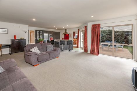 Photo of property in 21 Ernest Gray Place, Halswell, Christchurch, 8025