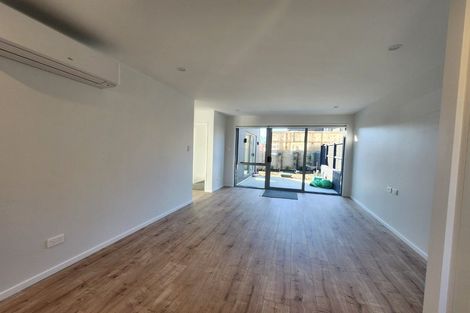 Photo of property in 34 Papai Lane, Massey, Auckland, 0614