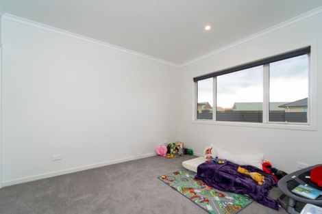 Photo of property in 18 Mervyn Brown Place, Solway, Masterton, 5810