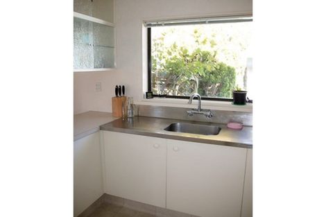 Photo of property in 2/11 Bauchop Road, Waterloo, Lower Hutt, 5011