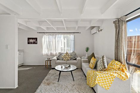 Photo of property in 1/147 Spinella Drive, Bayview, Auckland, 0629