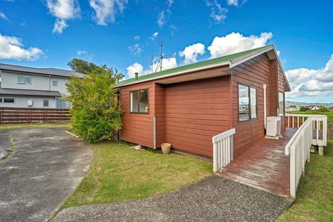 Photo of property in 246 Te Atatu Road, Te Atatu South, Auckland, 0610