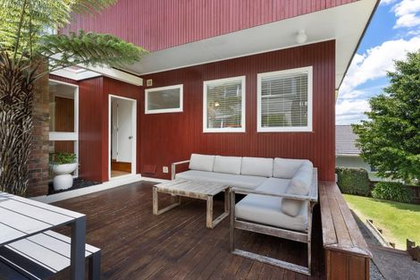 Photo of property in 31 Mcdowell Crescent, Hillcrest, Auckland, 0627