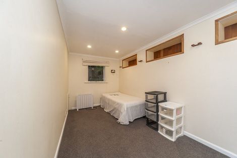 Photo of property in 196 Townsend Road, Miramar, Wellington, 6022