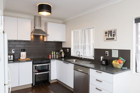 Photo of property in 67 Benmore Avenue, Cloverlea, Palmerston North, 4412