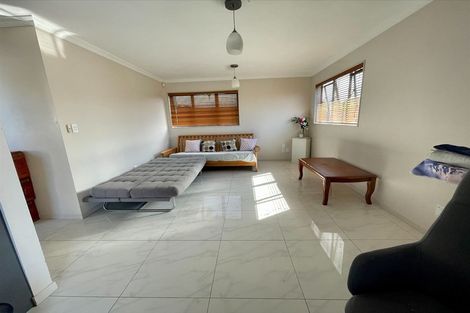 Photo of property in 96 Sunvue Road, Glen Eden, Auckland, 0602